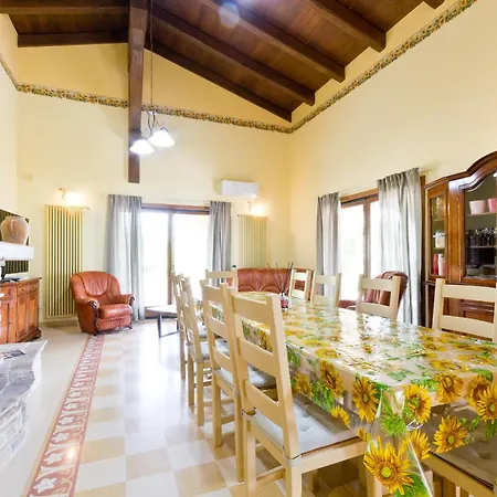 Giansante Villa *